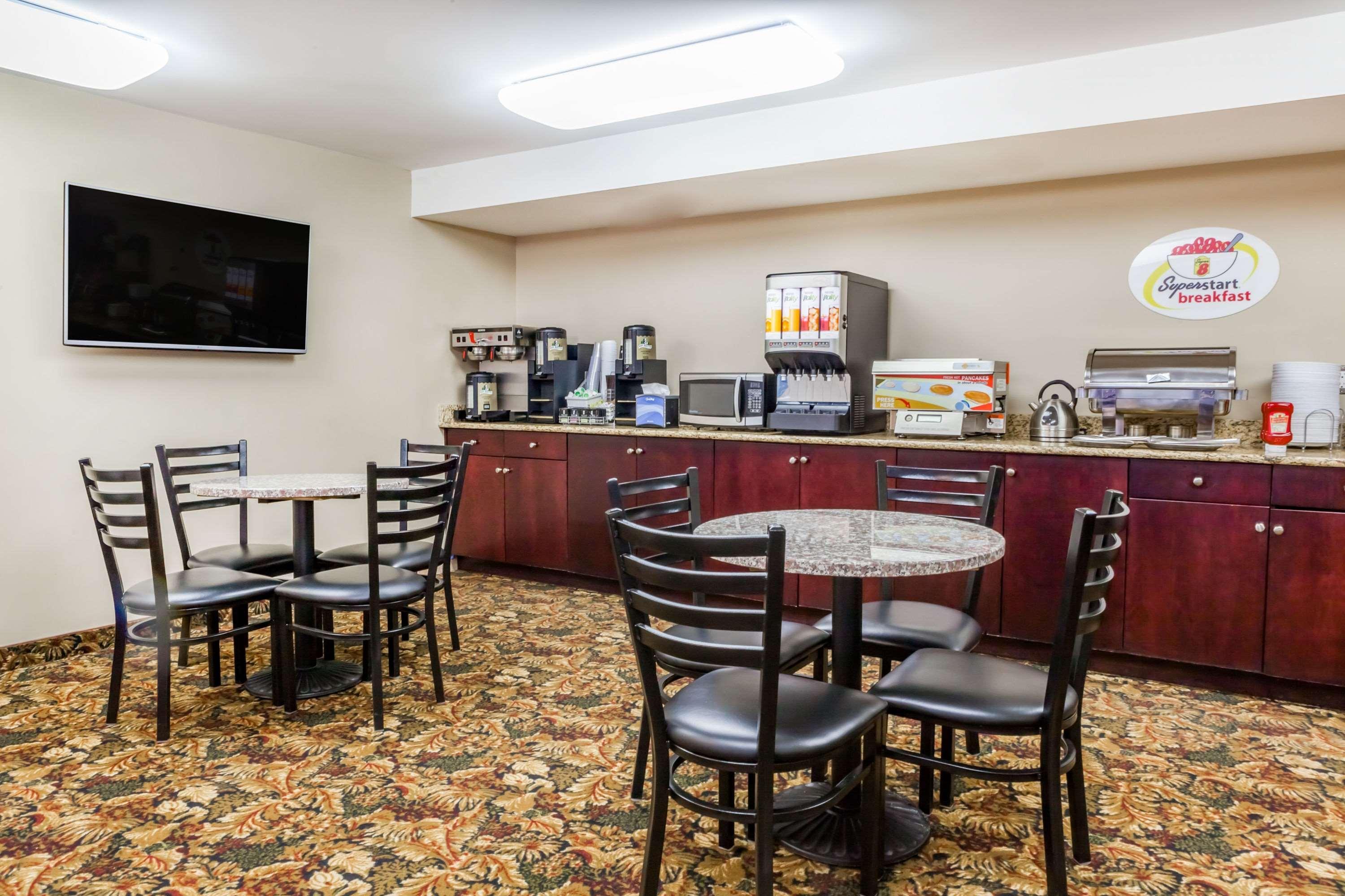 Super 8 By Wyndham Sherwood Park/Edmonton Area Экстерьер фото