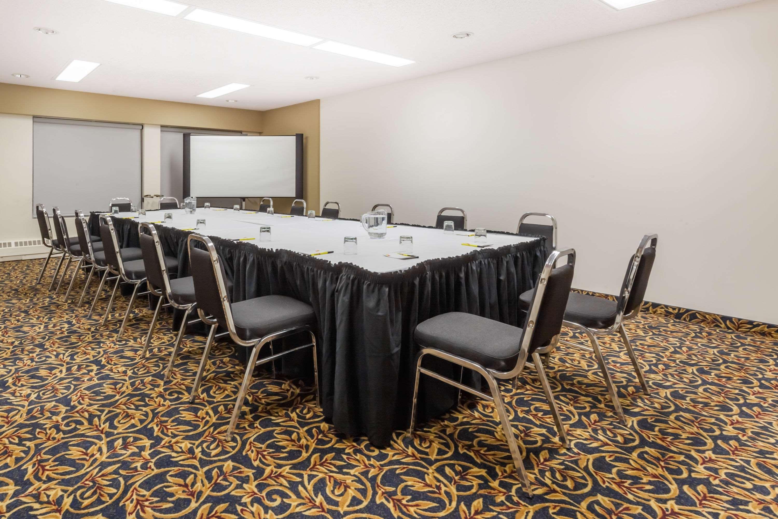 Super 8 By Wyndham Sherwood Park/Edmonton Area Экстерьер фото