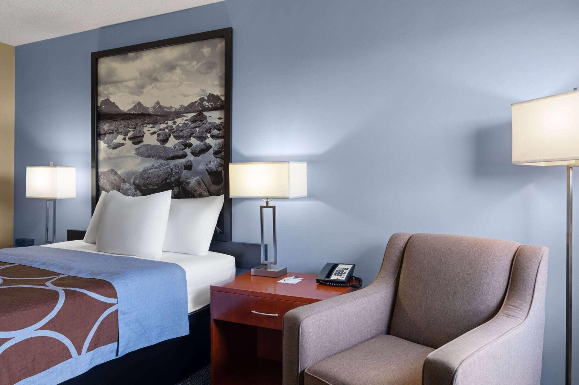 Super 8 By Wyndham Sherwood Park/Edmonton Area Экстерьер фото