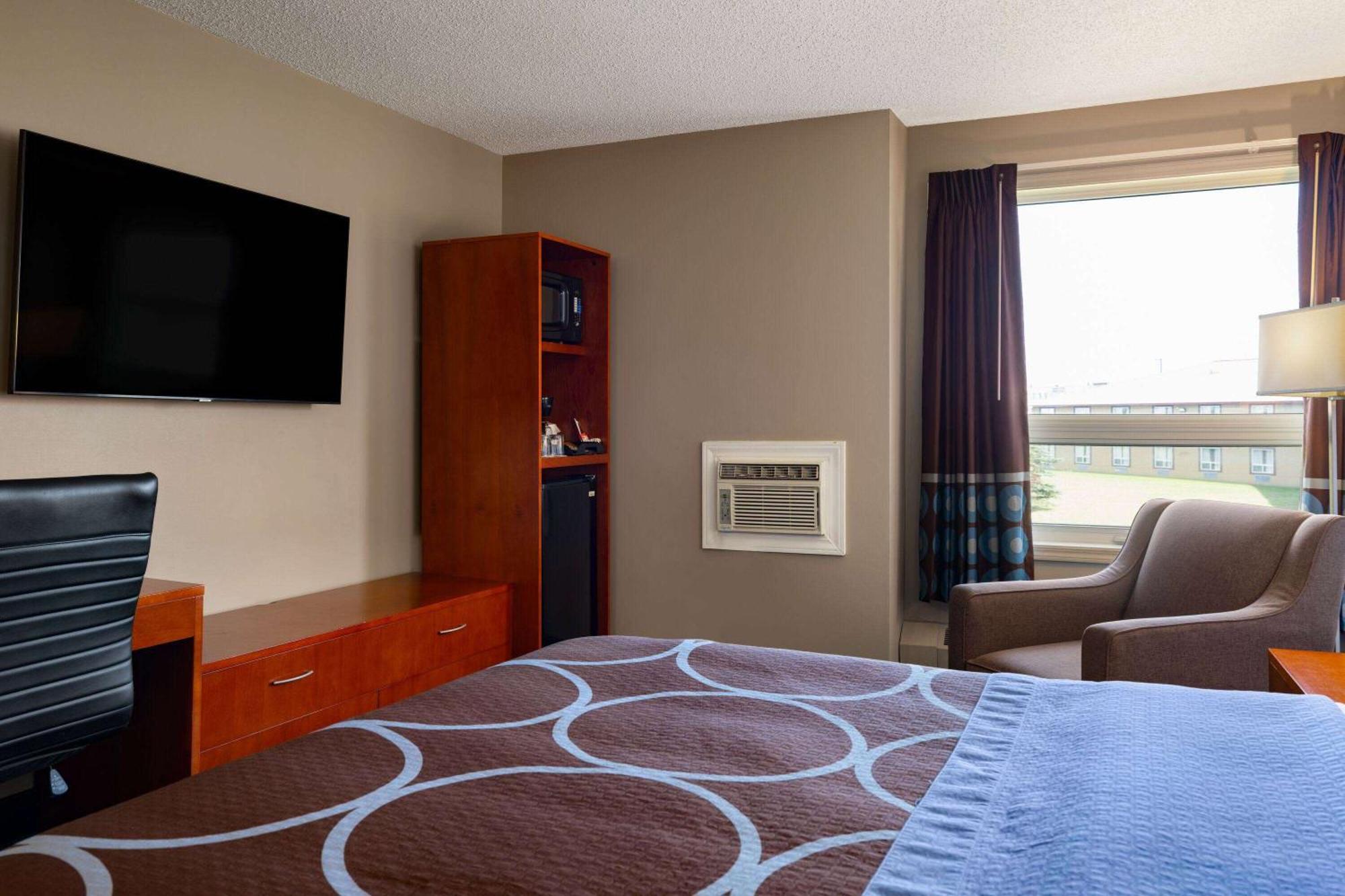 Super 8 By Wyndham Sherwood Park/Edmonton Area Экстерьер фото