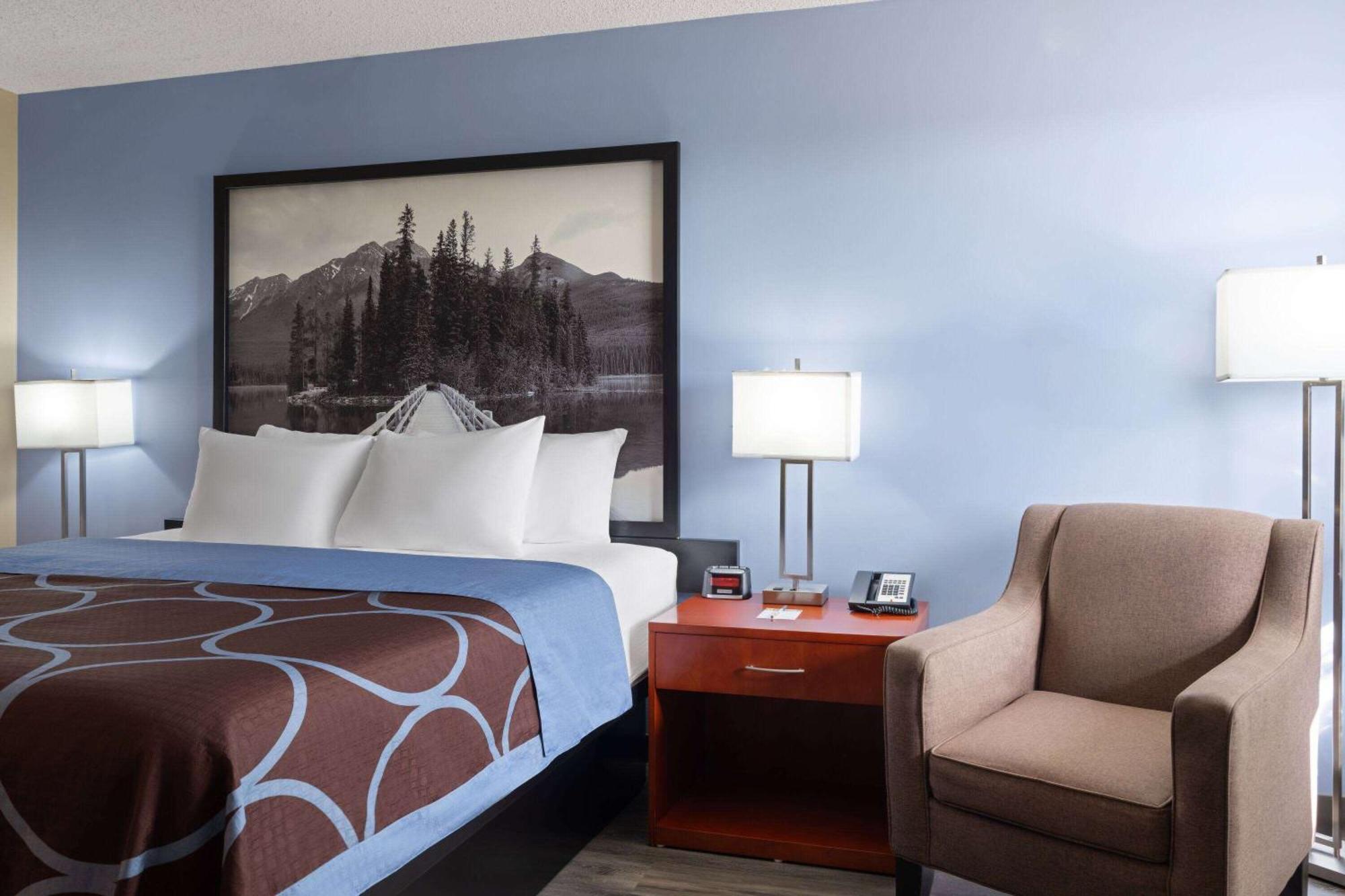 Super 8 By Wyndham Sherwood Park/Edmonton Area Экстерьер фото