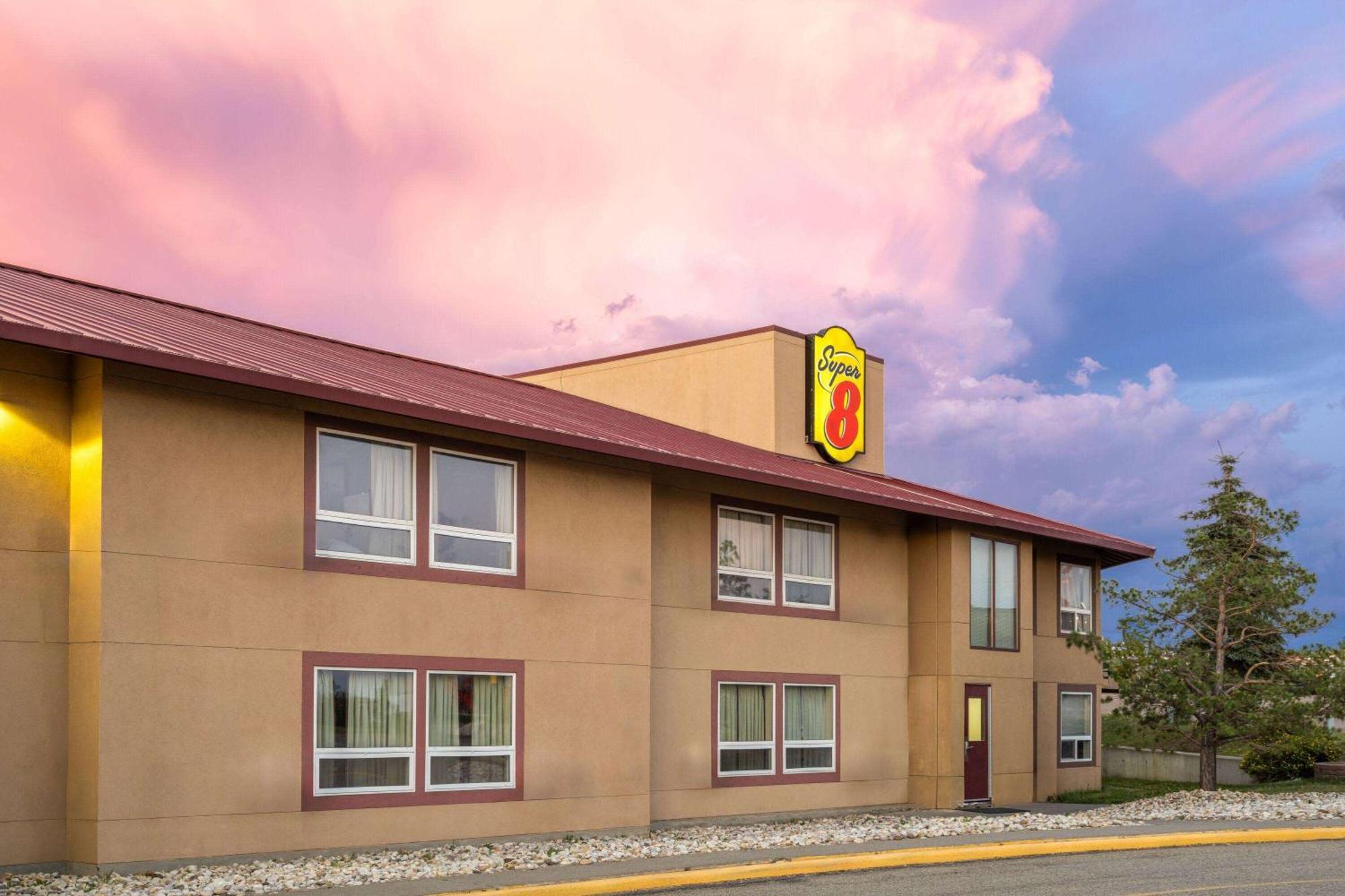 Super 8 By Wyndham Sherwood Park/Edmonton Area Экстерьер фото
