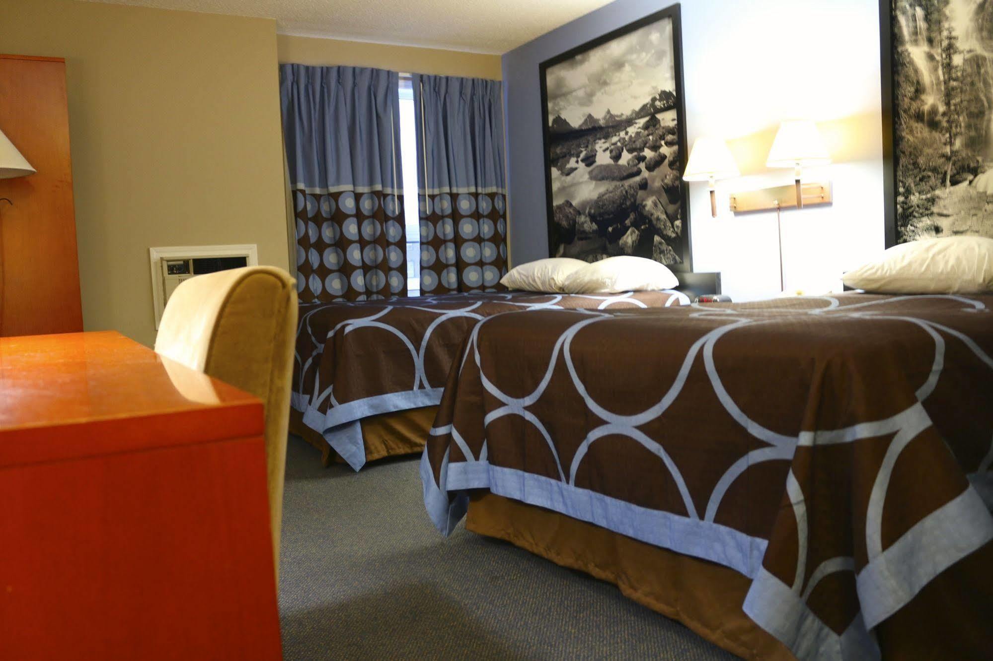 Super 8 By Wyndham Sherwood Park/Edmonton Area Экстерьер фото